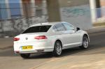 Volkswagen Passat GTE 2016 года (UK)